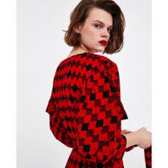 NWT ZARA Geometric Print Red Midi/Maxi Belted Dress Size Medium - Picture 3 of 13